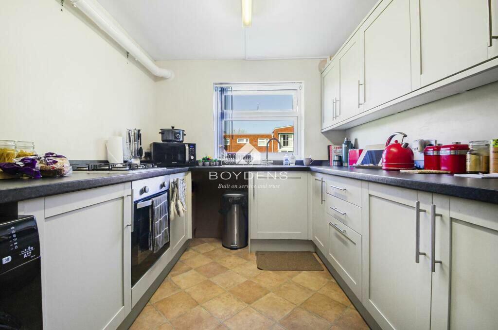 Additional image 5 of Linkside, ., Frinton-on-Sea, Essex, CO13 9EN