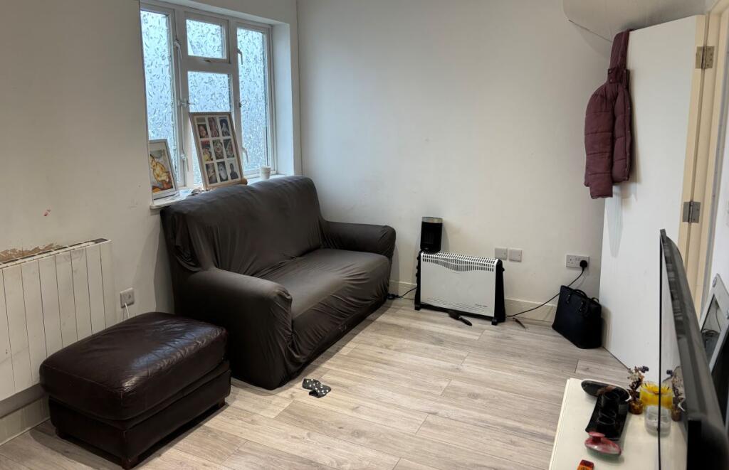 Additional image 10 of 51 First Avenue, Walton on the Naze, Essex, CO14 8JP