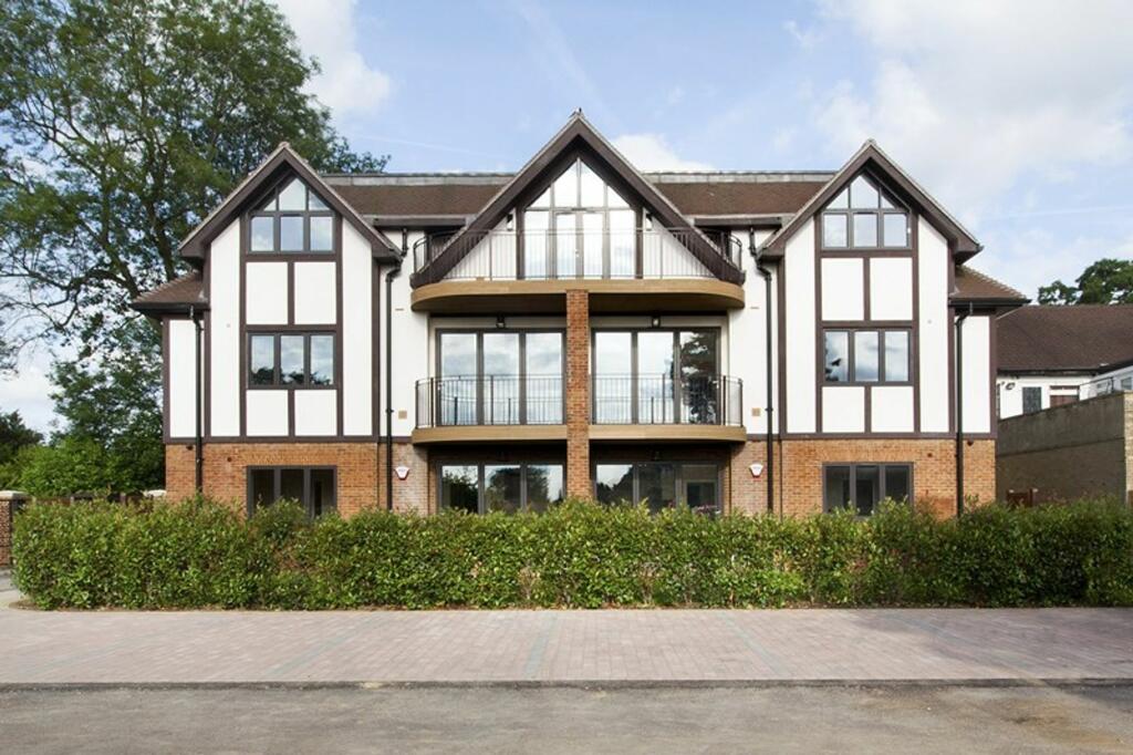 Additional image 12 of Station Road, Woldingham, CR3