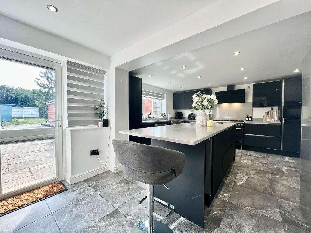 Additional image 8 of Ipswich Road, Colchester, CO4