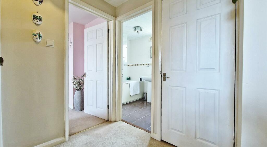 Additional image 14 of Briarfields, Kirby-le-Soken