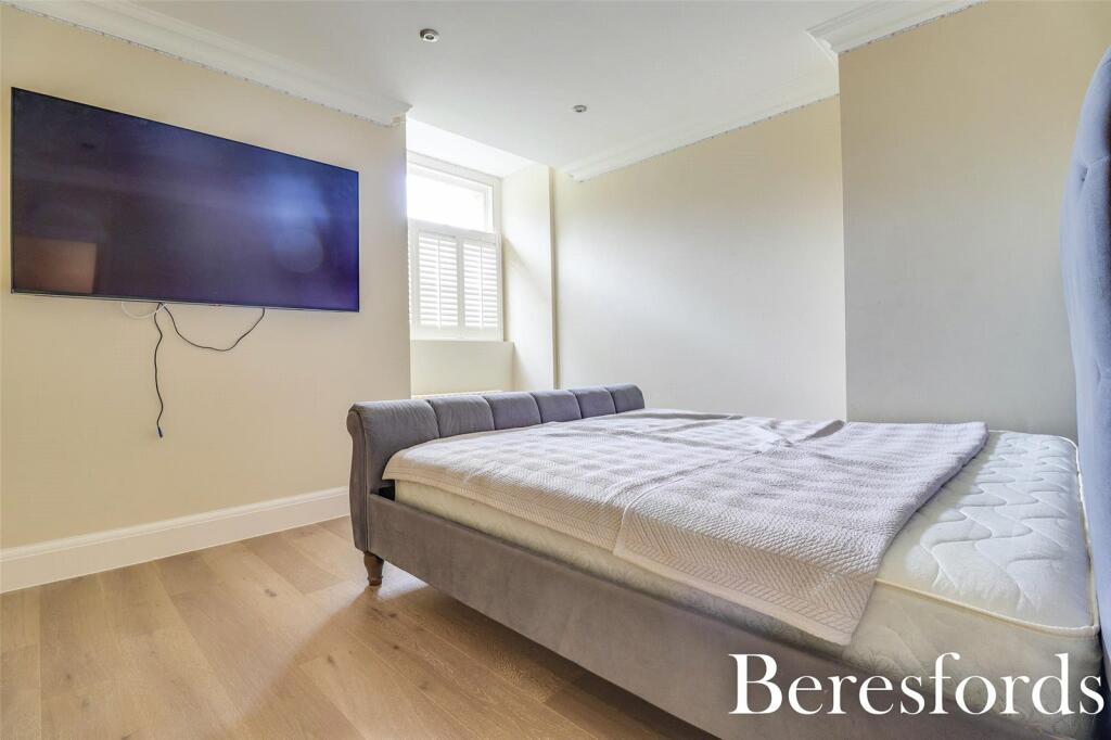 Additional image 8 of Thorndon Park, Ingrave, CM13