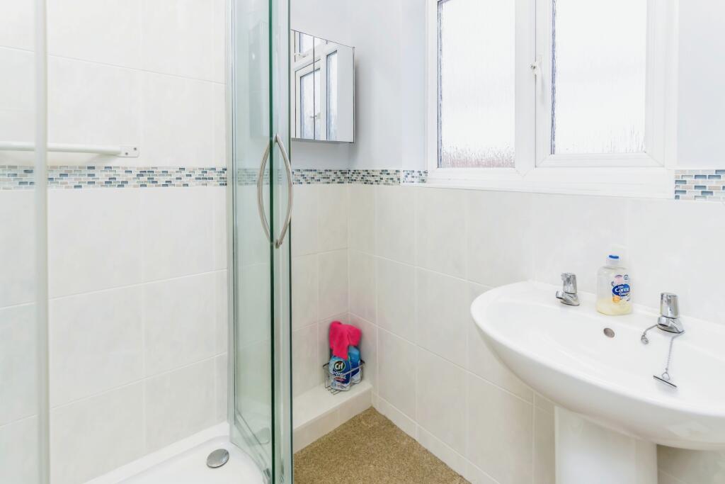 Additional image 11 of Whitethorn Gardens, Croydon, CR0