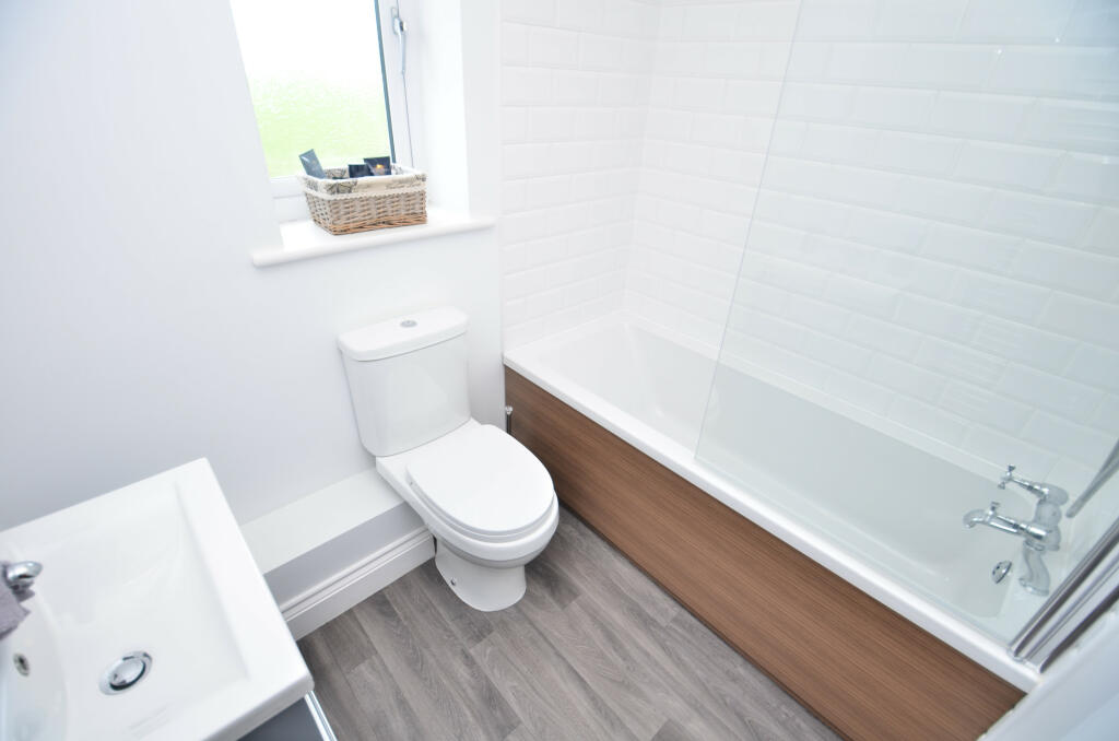 Additional image 16 of Manningtree, CO11