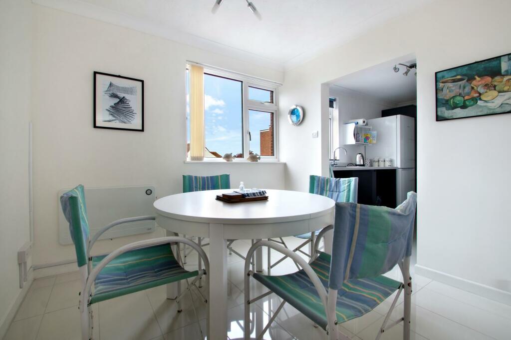 Additional image 6 of Forres, Frinton on Sea