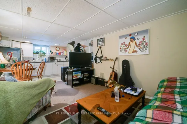 Additional image 23 of 984 Victoria Park Ave