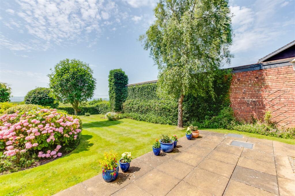 Additional image 18 of Manorial Road, Parkgate