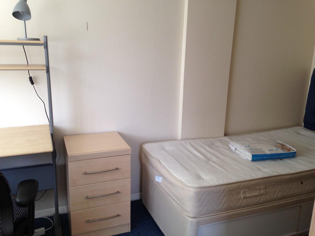 Additional image 4 of Friars Close, CO7