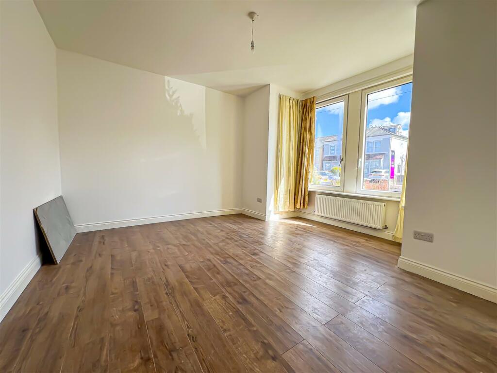 Additional image 20 of Wellesley Road, Clacton-On-Sea