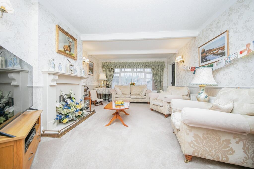 Additional image 7 of The Drive, Dovercourt, Harwich