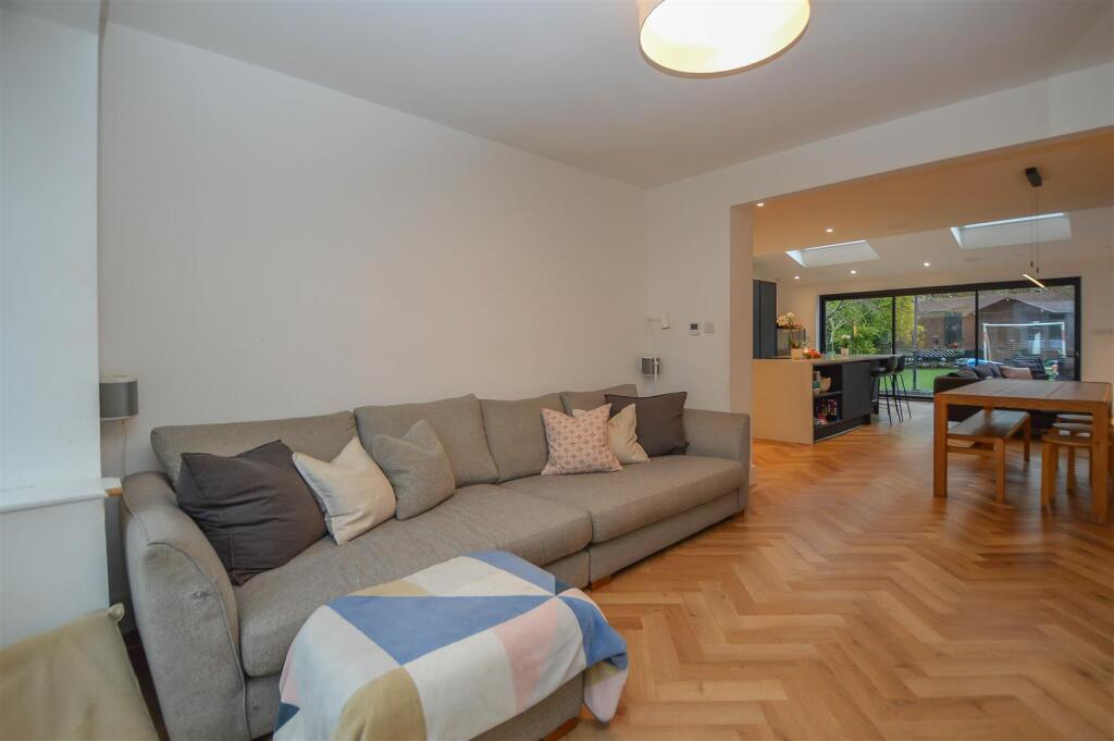 Additional image 8 of St. Nicholas Grove, Ingrave, Brentwood