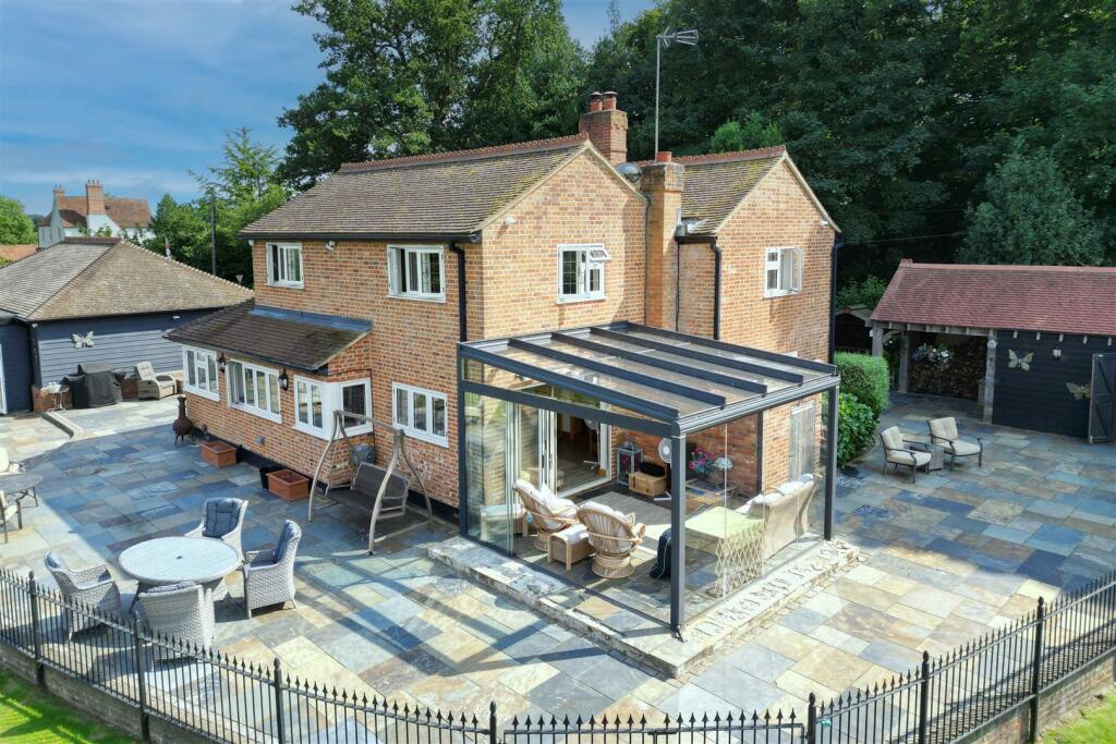 Additional image 38 of ** SIGNATURE HOMES ** Church Road, Kelvedon Hatch, Brentwood