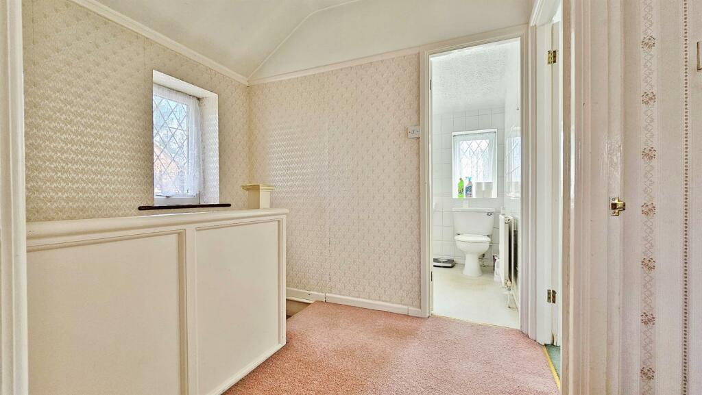 Additional image 21 of First Avenue, Walton On The Naze