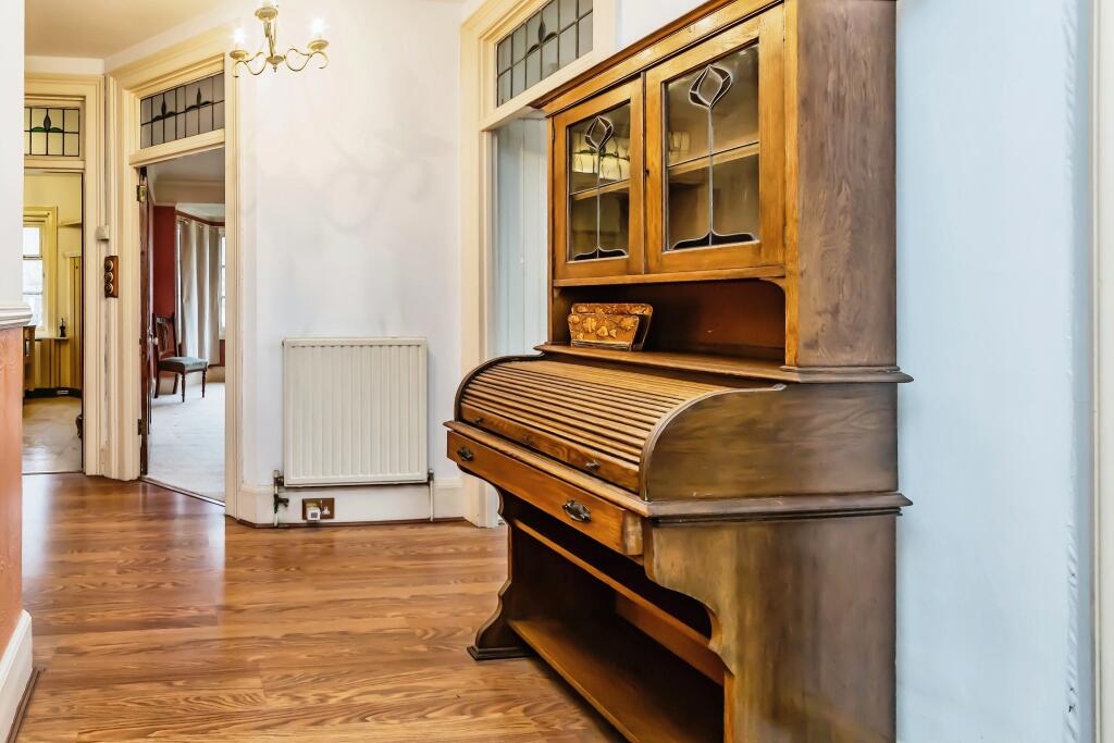 Additional image 2 of Birdhurst Gardens, South Croydon, CR2