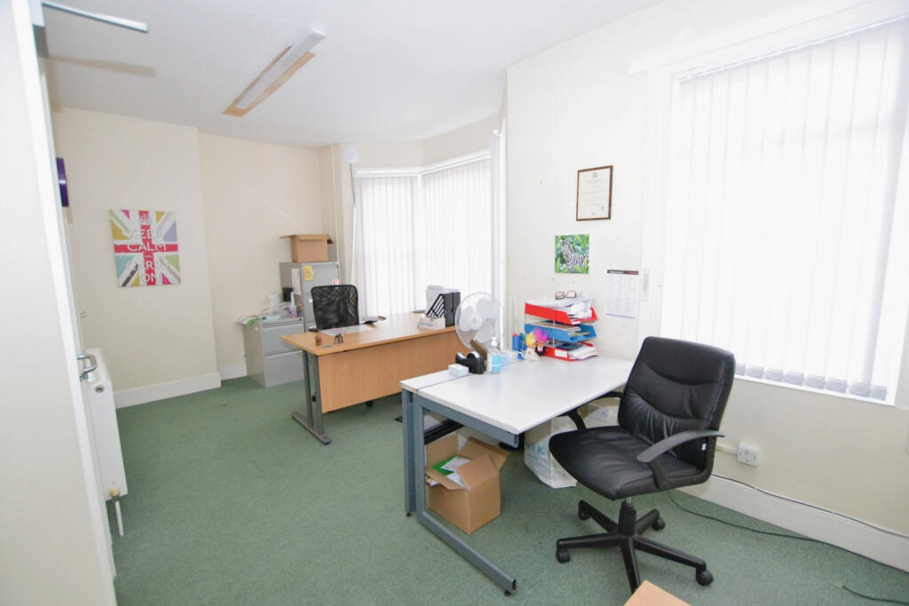 Additional image 11 of Carnarvon Road, CO15