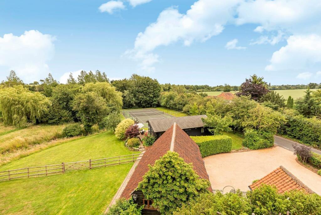 Additional image 19 of Wind Hill, Magdalen Laver