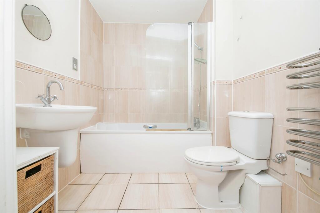 Additional image 3 of Quayside Drive, Colchester