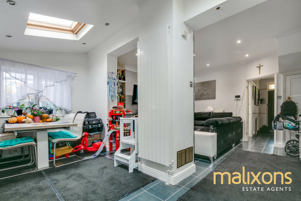 Additional image 2 of Pembroke Road, Mitcham, CR4