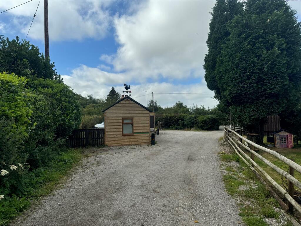 Additional image 22 of St. Asaph Road, Lloc