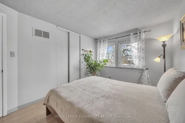 Additional image 30 of 16 JOANNE Crt