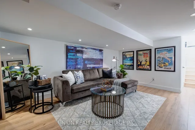 Additional image 27 of 47 Woodfield Rd