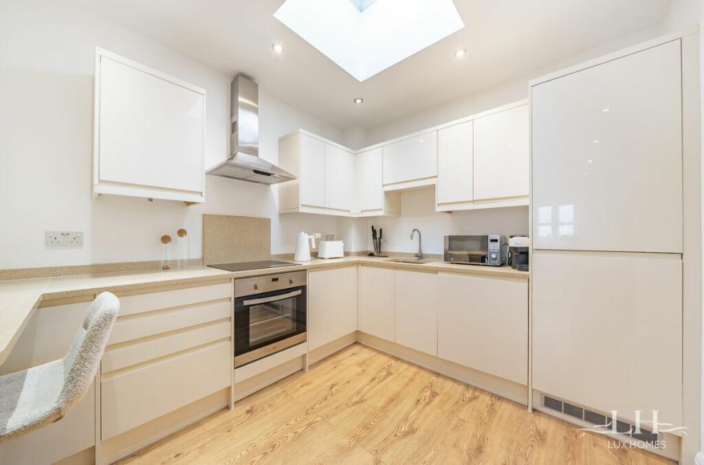 Additional image 16 of St James Court, West Horndon