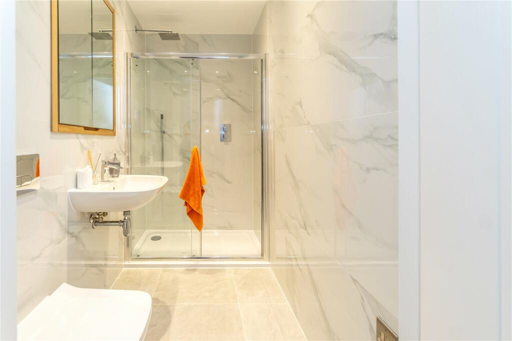 Additional image 11 of Scarbrook Road, Croydon, CR0