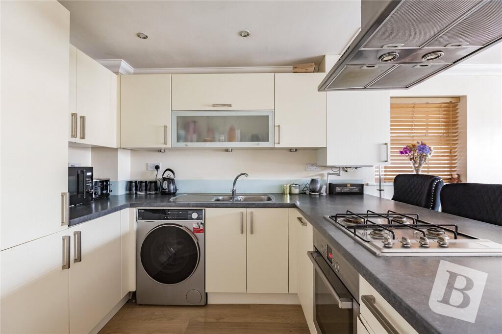 Additional image 6 of Walter Mead Close, Ongar, CM5