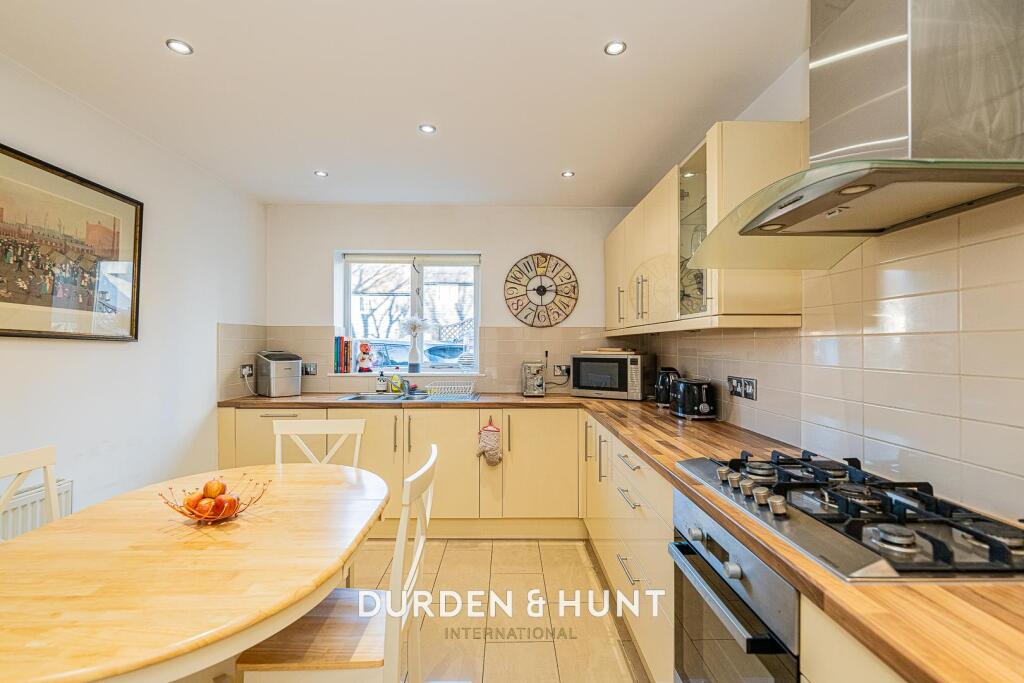 Additional image 6 of High Street, Ongar, CM5