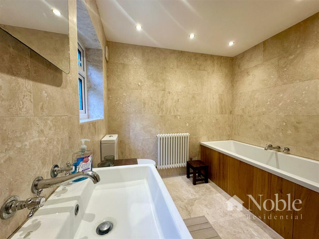 Additional image 11 of Thorndon Gate, Ingrave, Brentwood