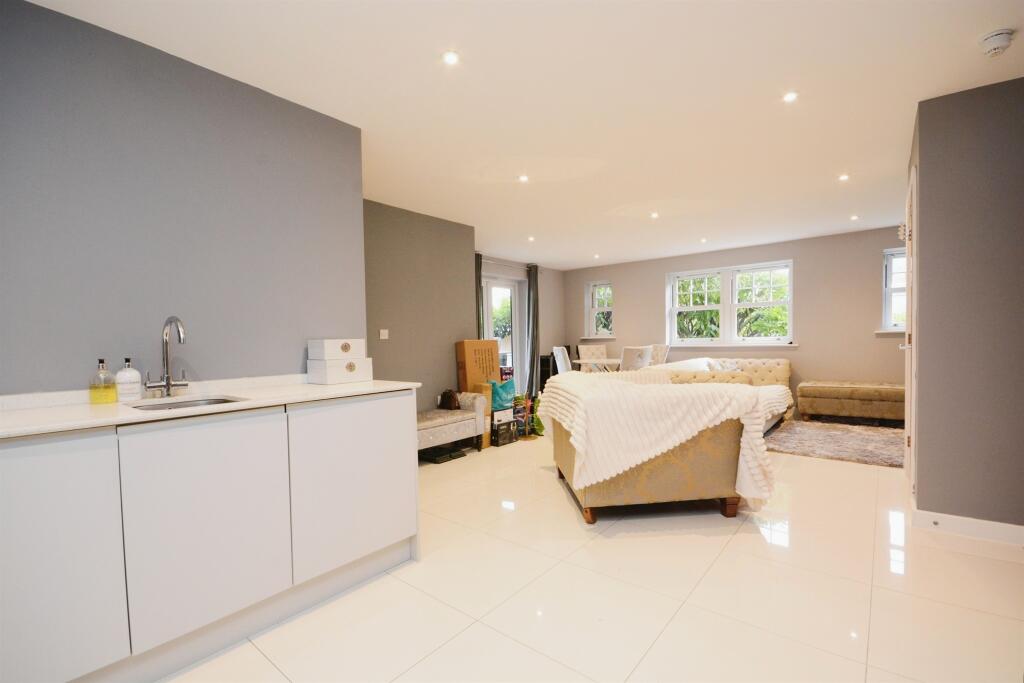 Additional image 18 of Westbury Road, Brentwood