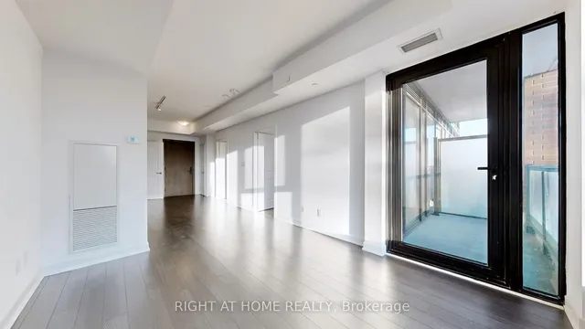 Additional image 21 of 2799 Kingston Rd Unit 306