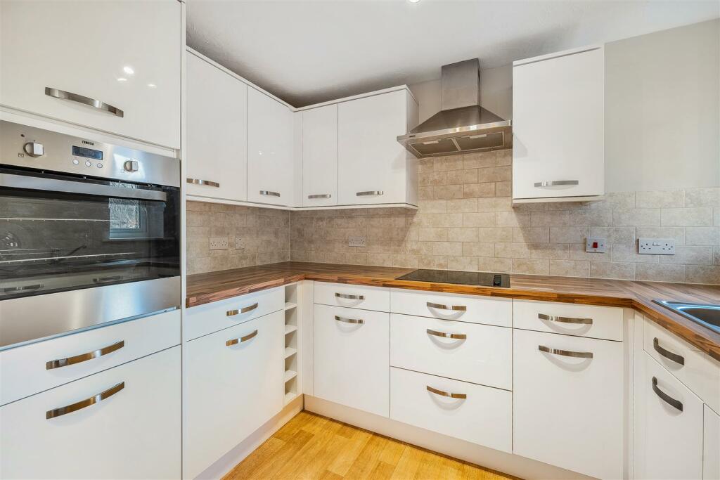 Additional image 4 of Greenacres Lodge, Warlingham