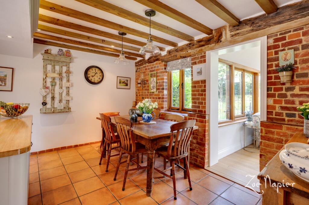 Additional image 28 of Bocking