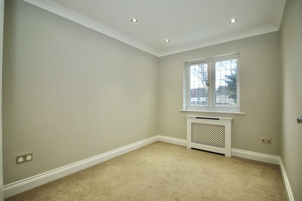 Additional image 12 of Carpenter Close, Billericay