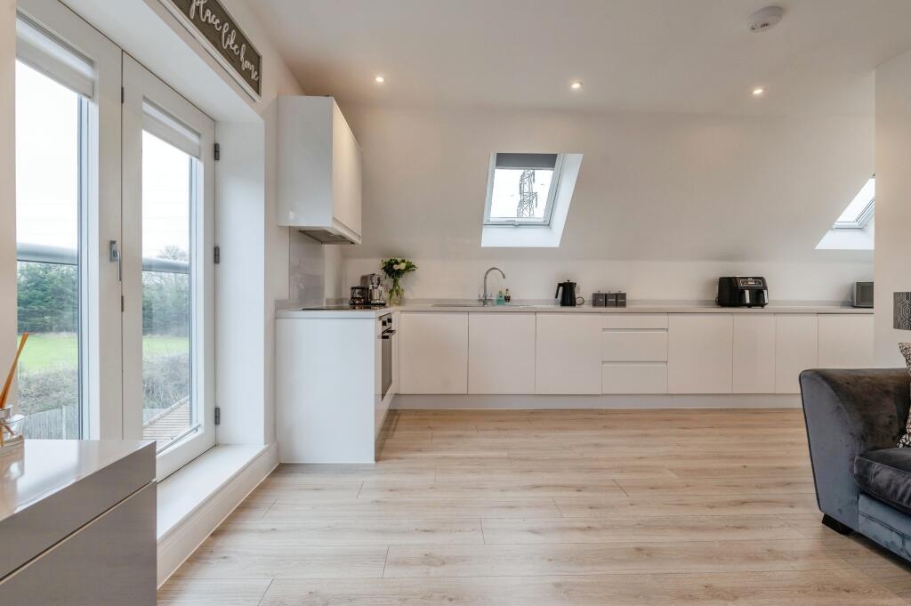 Additional image 17 of The Belvedere, Harding Elms Road, Billericay, Essex, CM11