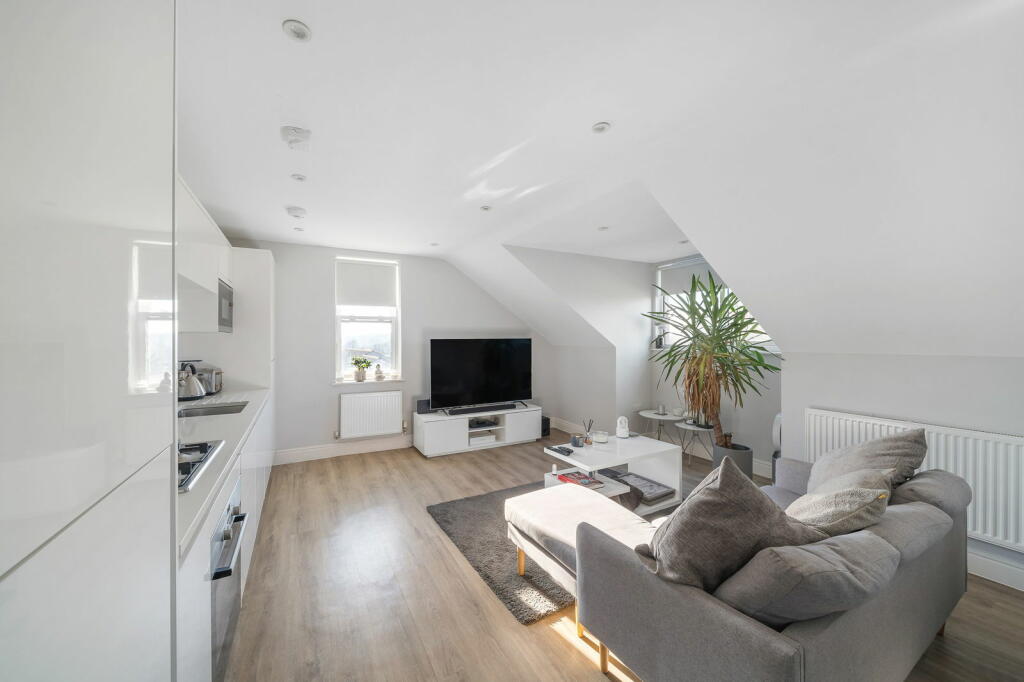 Additional image 4 of Montello Apartments, South Croydon, CR2