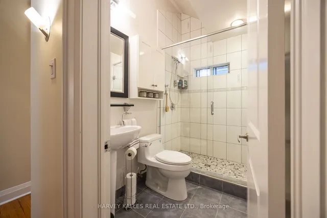 Additional image 23 of 279 BRIAR HILL Ave