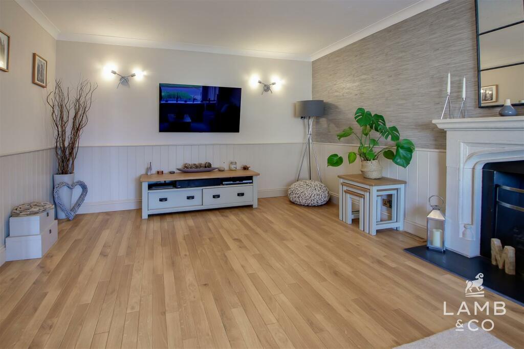 Additional image 18 of Queensway, Holland-On-Sea