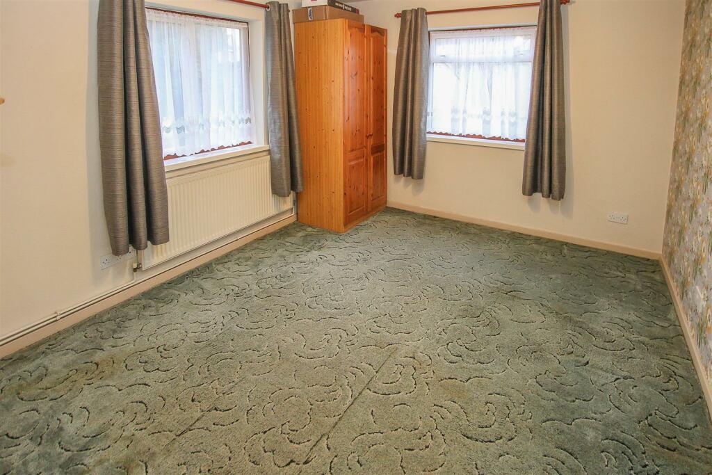 Additional image 13 of Elmtree Avenue, Kelvedon Hatch, Brentwood