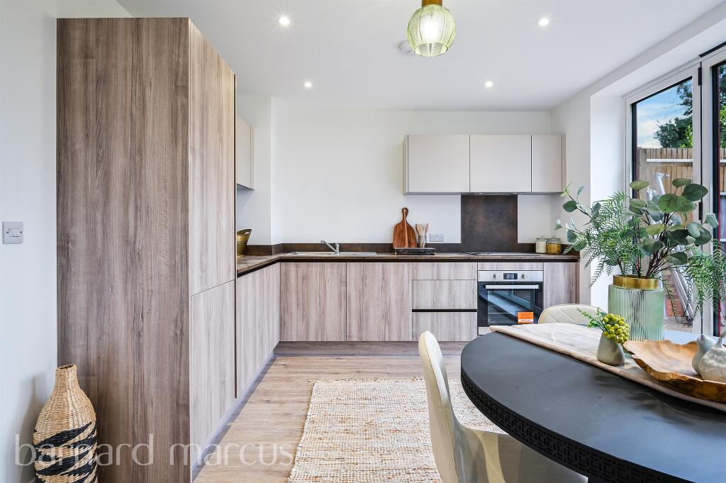 Additional image 5 of Bradmore Way, Coulsdon