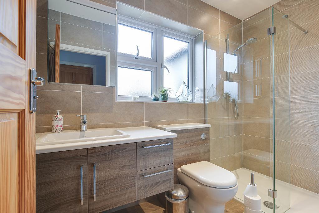 Additional image 24 of Farleigh Road, Warlingham, Surrey, CR6 9EF