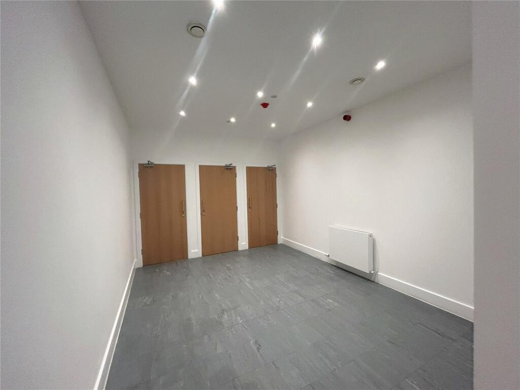 Additional image 4 of Springwood Drive, Braintree, Essex, CM7