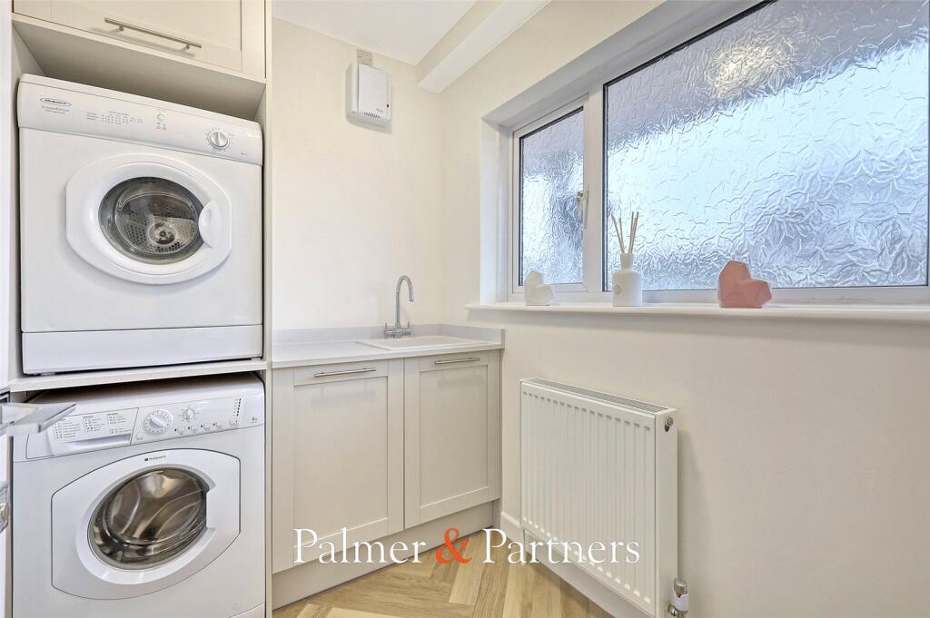 Additional image 6 of Aylesbury Drive, Holland-on-Sea, Clacton-on-Sea, Essex, CO15