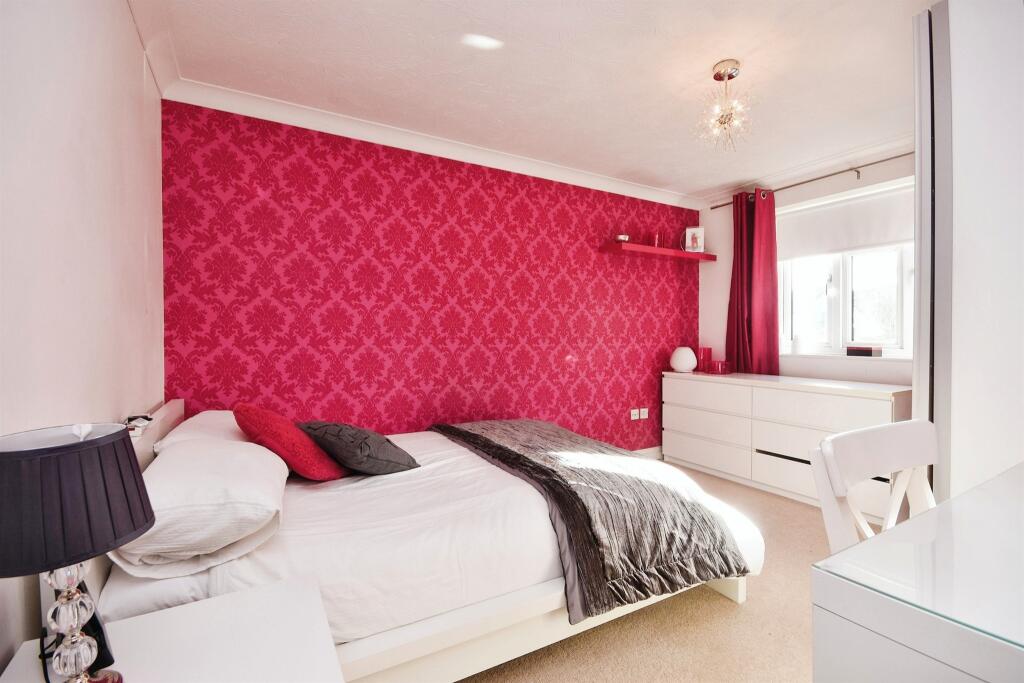 Additional image 11 of Honey Close, Great Baddow, Chelmsford