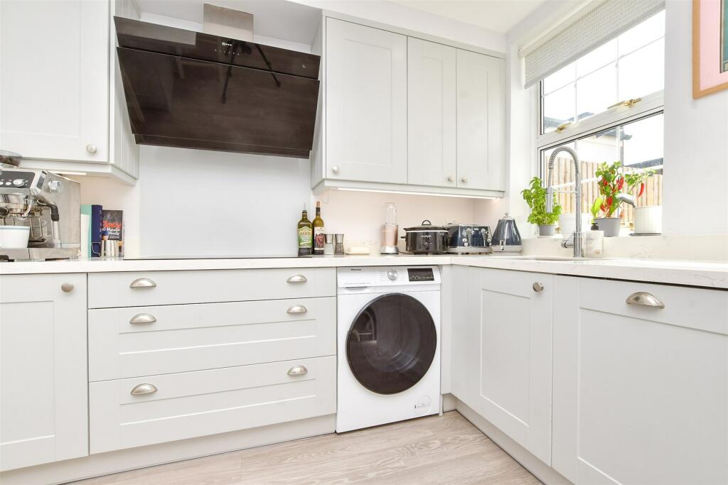 Additional image 4 of Bynes Road, South Croydon, Surrey