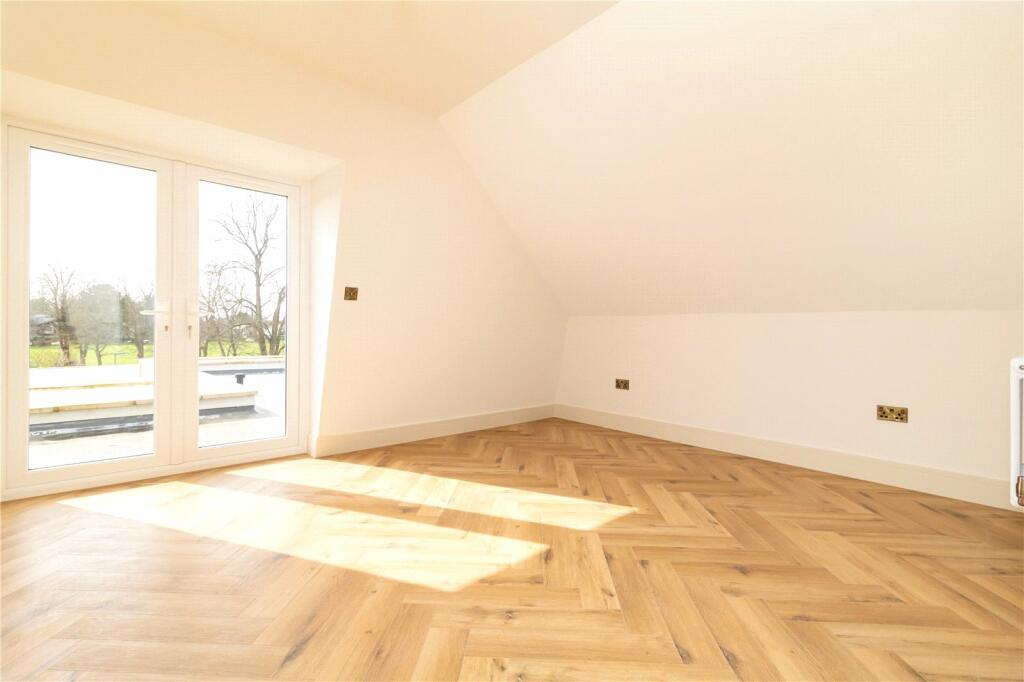 Additional image 4 of The Green, Warlingham, Surrey, CR6