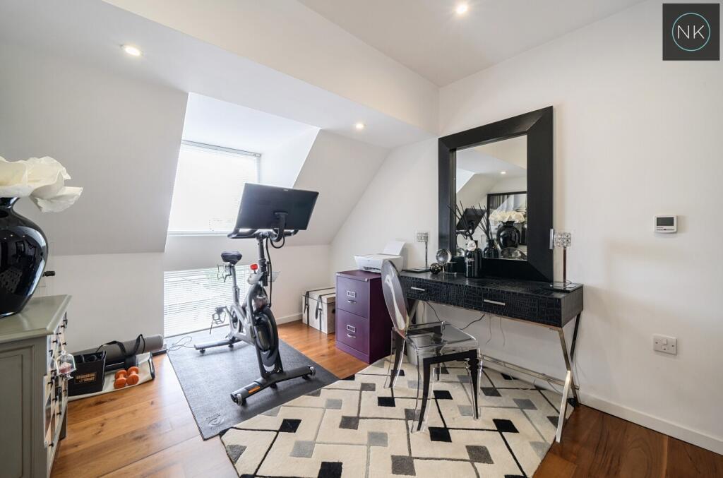 Additional image 24 of Coopers Court, Piercing Hill, Theydon Bois, Epping, Essex, CM16