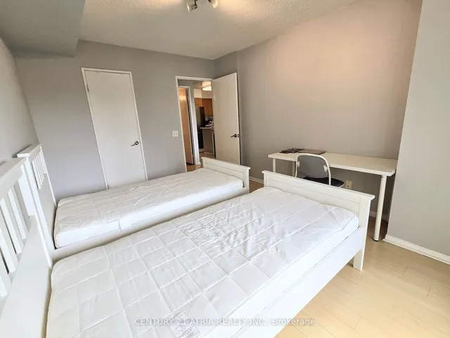 Additional image 9 of 750 Bay St Unit 1806