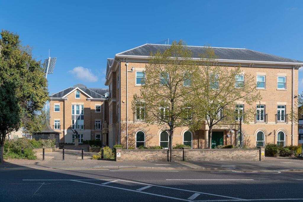 Additional image 4 of County House, 100 New London Road, Chelmsford, CM2 0RG